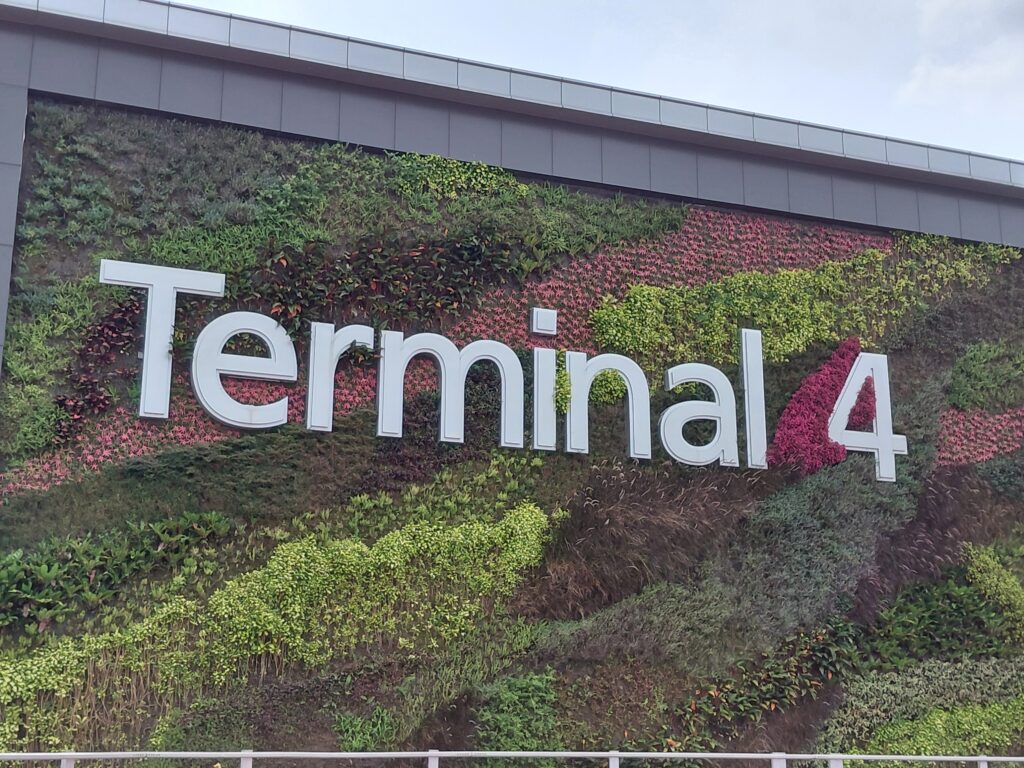 TERMINAL 4 @ CHANGI AIRPORT